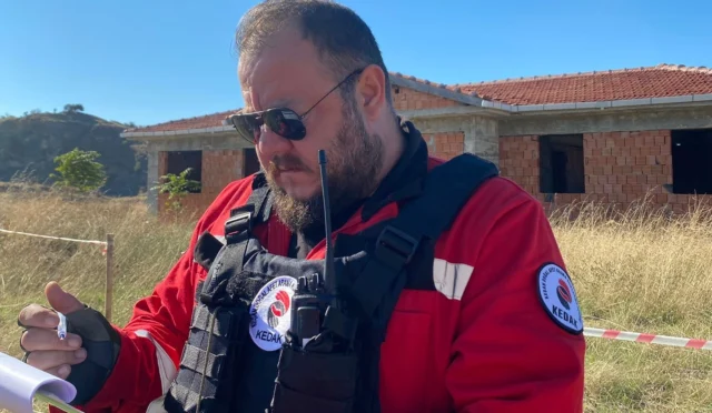 KEDAK Başkanı Gökhan Yumuşak afetlere hazırlık konusunda halkı bilinçlendiriyor