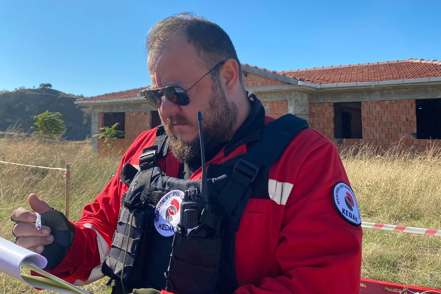 KEDAK’tan Hayati Uyarı: Deprem Değil, Hazırlıksızlık Öldürüyor!