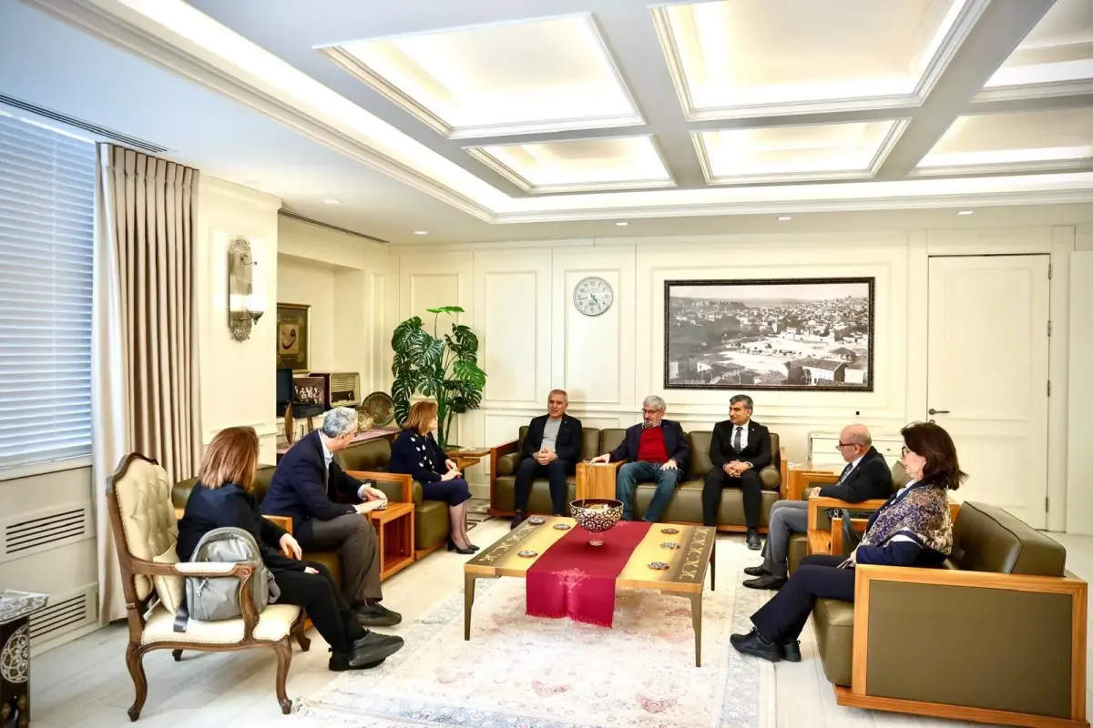 Fatma Şahin’den Kent Konseyleri Birliği’ne Ziyaret: Yeni Dönem ve İşbirliği Vurgusu