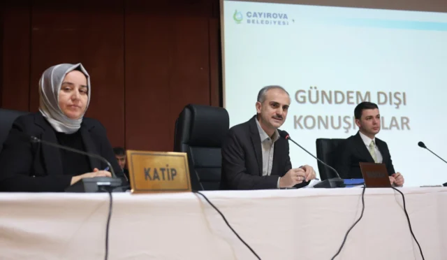 Çayırova Belediyesi Mart Ayı Meclis Toplantısı'ndan bir kesit