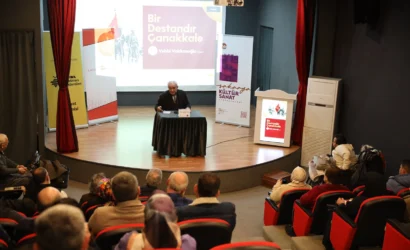 İzmit Belediyesi tarafından muhtarlar için düzenlenen iftar programında birlik ve beraberlik mesajları verildi.