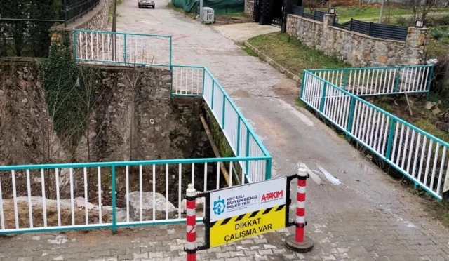 Kocaeli'de Büyükşehir Belediyesi tarafından yapılan kent estetiği ve altyapı bakım onarım çalışmaları