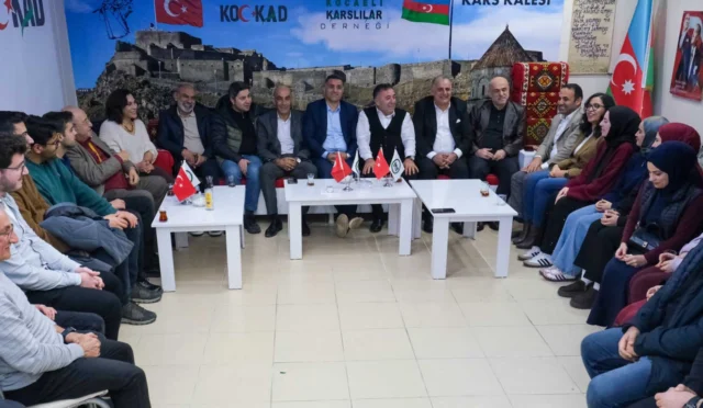 Kocaeli'de gençler iyilik projeleri kapsamında iftar sofralarında buluştu