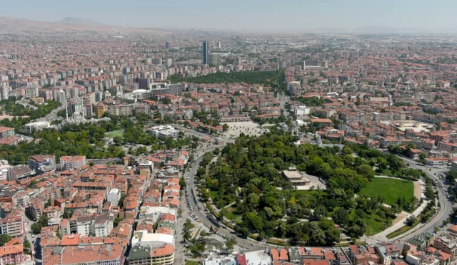 Konya Büyükşehir Belediyesi asker adaylarına destek veriyor