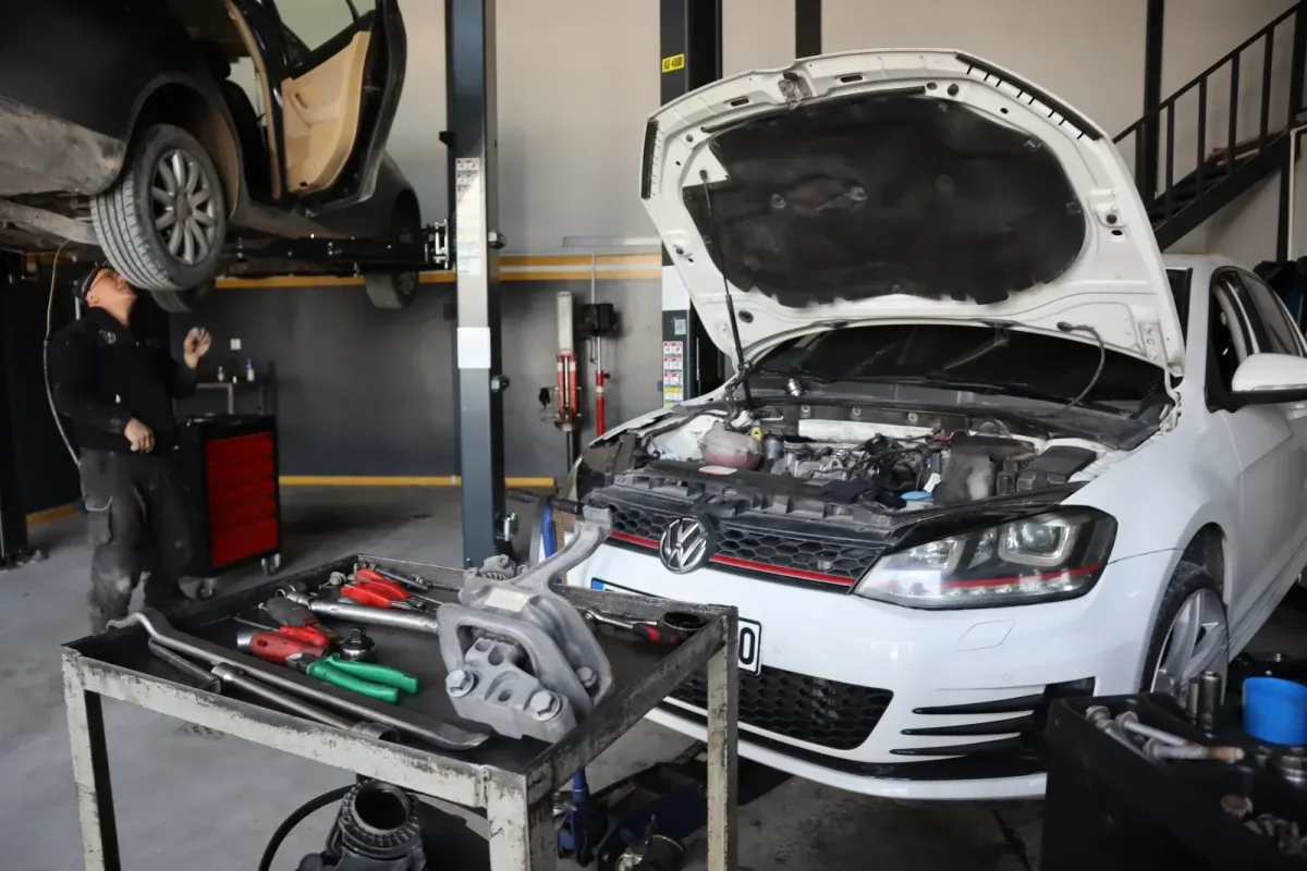 Malatyalı Uzman Önder Karcı’dan Araç Bakımında Hayati Bilgiler: Frenlerden Şanzımana Püf Noktaları