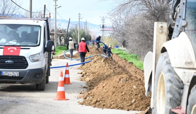 Manisa Alaşehir'de 40 yıllık su hattı yenileme çalışması