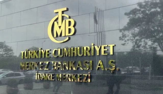 Merkez Bankası döviz ve altın rezervlerindeki düşüşü gösteren grafik