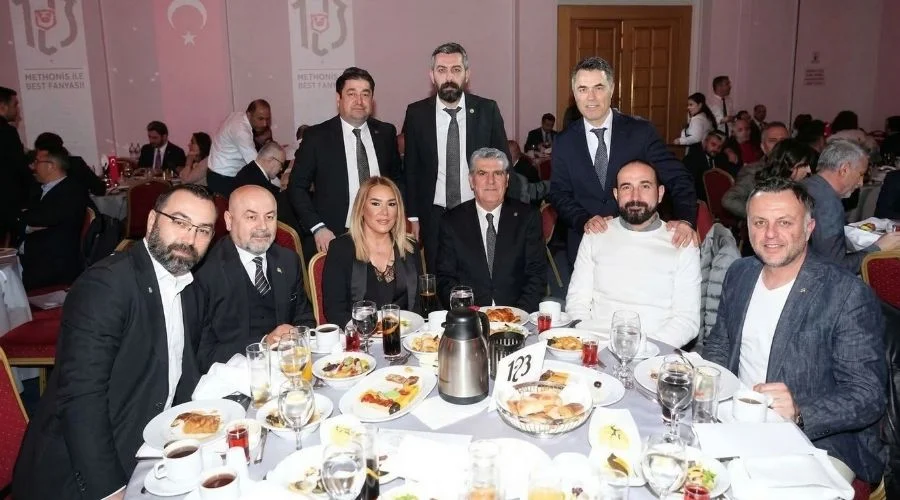 MHP’li Vekiller ve MYK Üyeleri Beşiktaş Başkanı Adalı’nın Ankara İftarında Buluştu: Spor ve Siyasetin Ortak Noktası