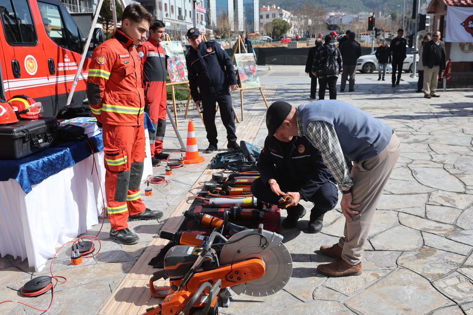 Muğla’da Deprem Haftası Etkinliği: Başkan Aras’tan Afetlere Karşı Dirençli Muğla Vurgusu