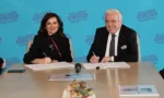 Nilüfer Belediyesi ve YASAV yetkilileri kız öğrencilere yönelik yurt protokolü imzalıyor