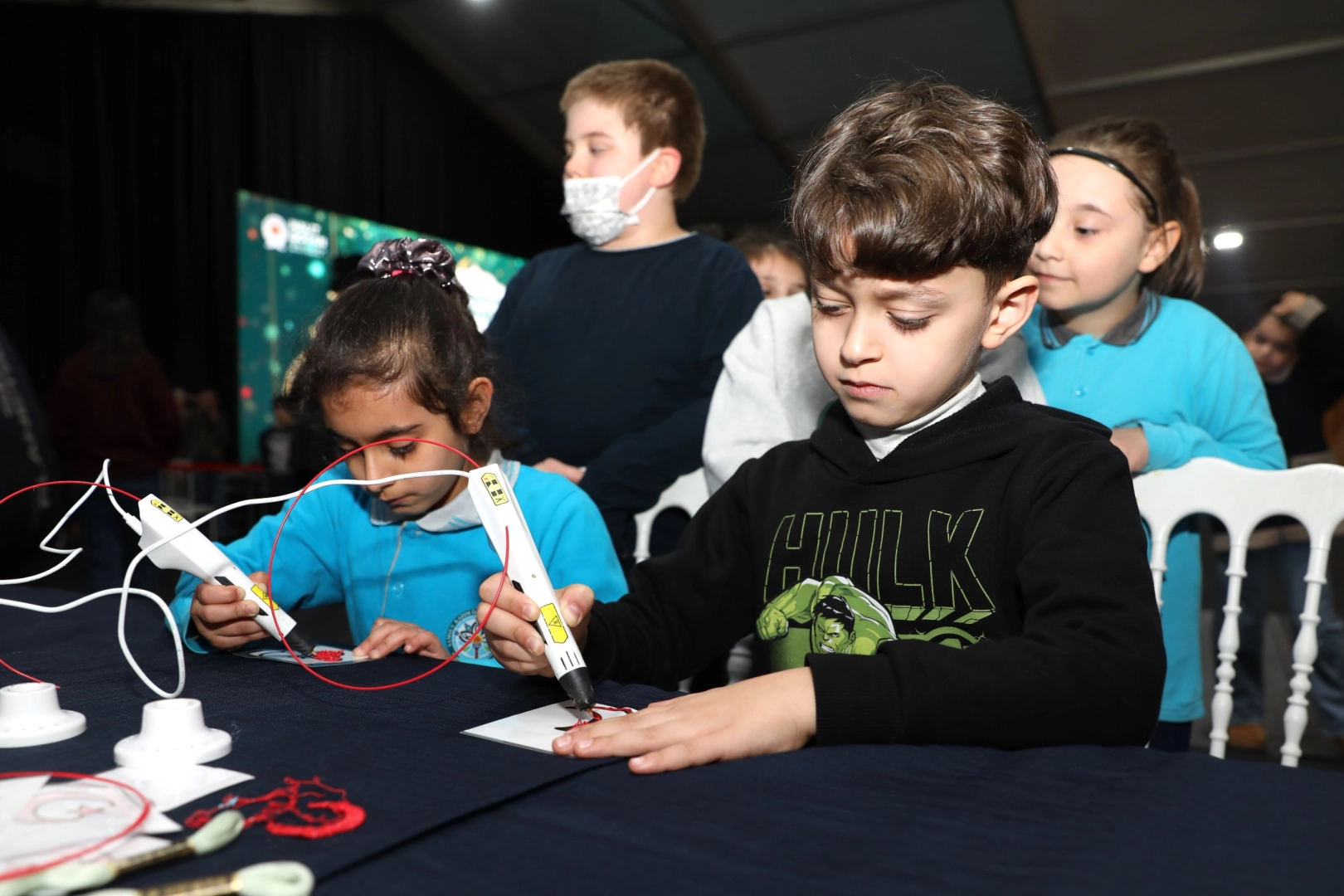 Samsun’da Ramazan Sokağı’nda Bilim Rüzgarı: Çocuklar Deneylerle Eğleniyor