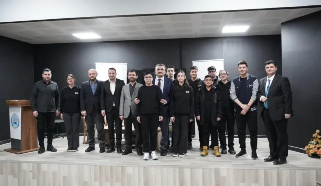 RİBEGEM'in düzenlediği 'İnsanın Pusulası' değerler paneli etkinliği