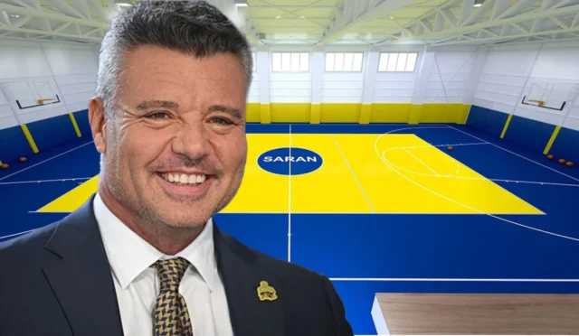 Sadettin Saran Kırıkkale'de yeni spor salonu açılışını duyuruyor