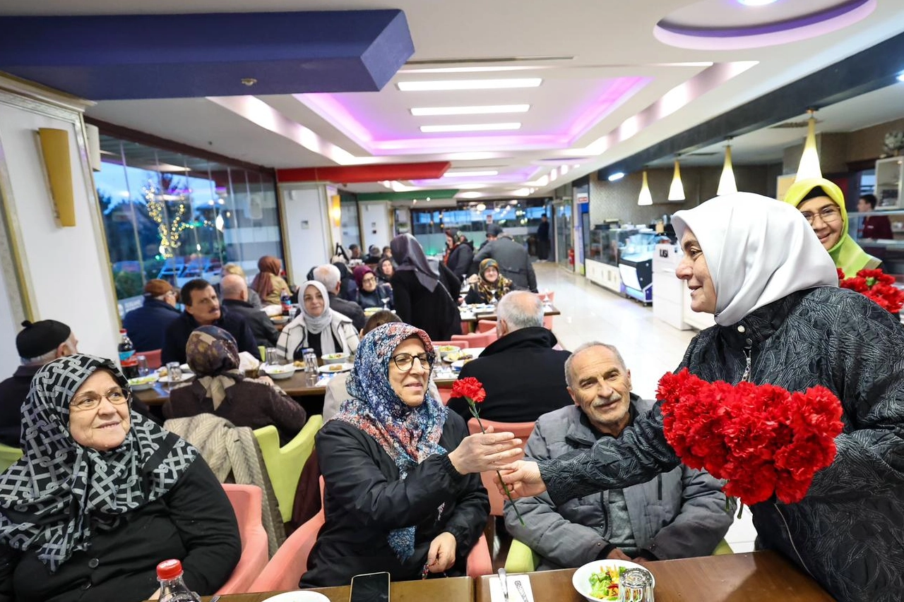 Sakarya’da Ramazan Bereketi: YADEM’den 65 Yaş Üstüne Gönül Sofrası