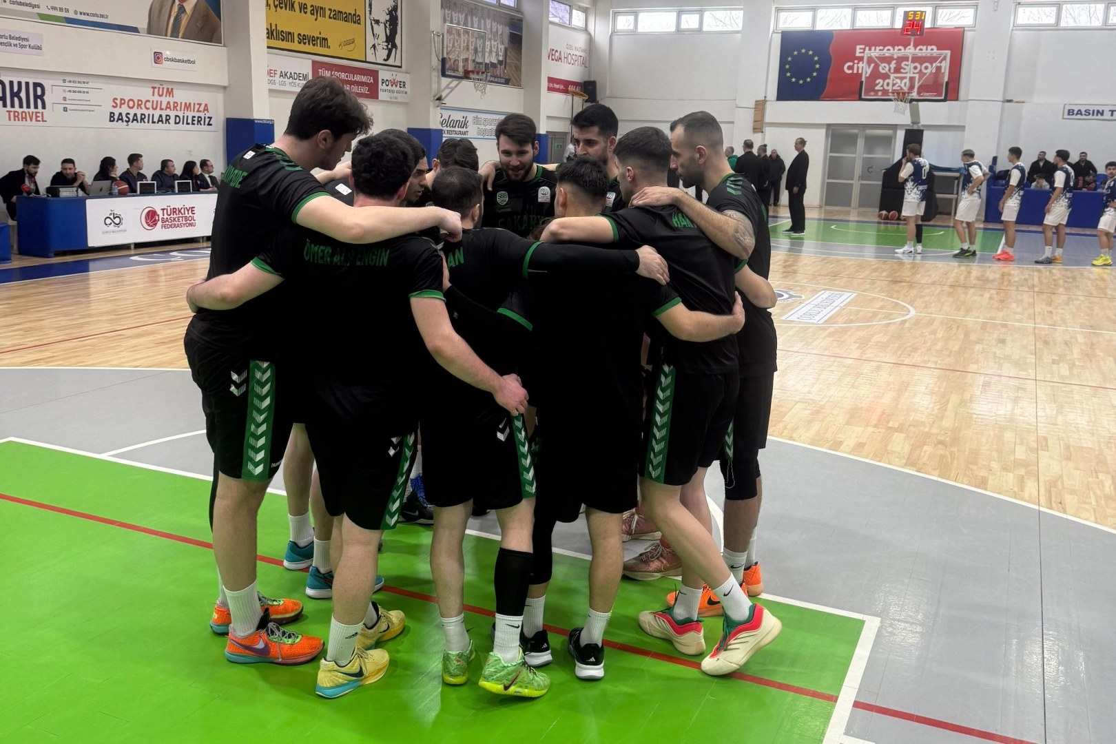 Sakarya Büyükşehir Basketbol, Çorlu Deplasmanında Nefes Kesen Maçla Galip Geldi