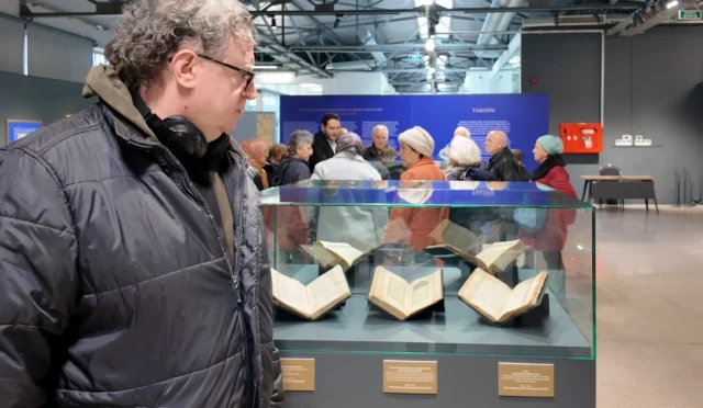 Saygınlar Kulübü üyeleri Mukaddes Emanetler Sergisi'ni ziyaret ediyor