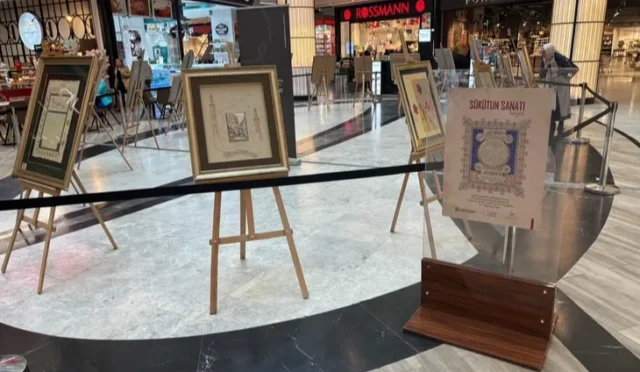 Bursa Marka AVM'de 'Sükûtun Sanatı' geleneksel sanatlar sergisinden detaylar