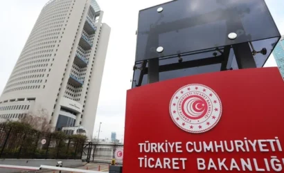 Ticaret Bakanlığı logosu ve üzerinde 'Üretici ve Tüketici Refahı Gözetiliyor' yazısı