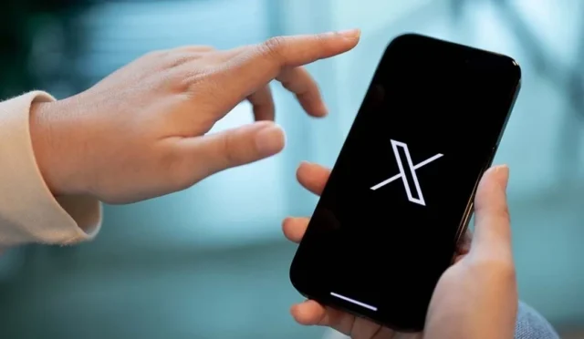 Sosyal medya platformunda yaşanan erişim sorunu nedeniyle kullanıcılar ağlarına bağlanamadı.