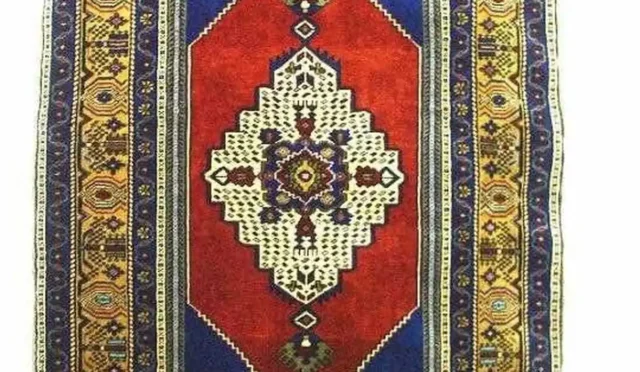 Aksaray'da 'Yaşayan Müze' projesiyle Taşpınar halıları sergileniyor, kültürel miras turizmi canlandırılıyor.