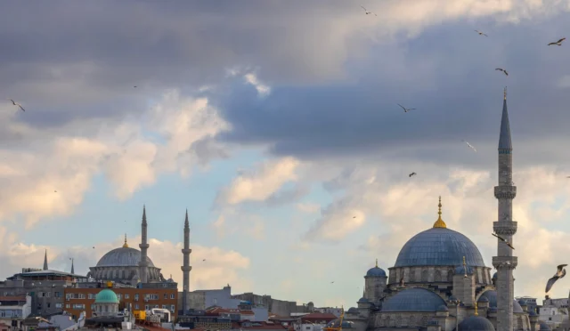 Türkiye genelinde parçalı ve bulutlu hava hakim