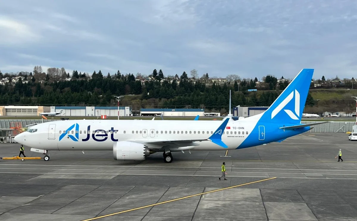 AJet’in Genç Filosuna Yeni Nesil Boeing 737-8 MAX Katıldı: Gökyüzünde Görsel Şölen