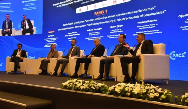 MTSO Başkanı Oğuz Sadıkoğlu, depremzede firmalara hibe desteği çağrısı yapıyor.