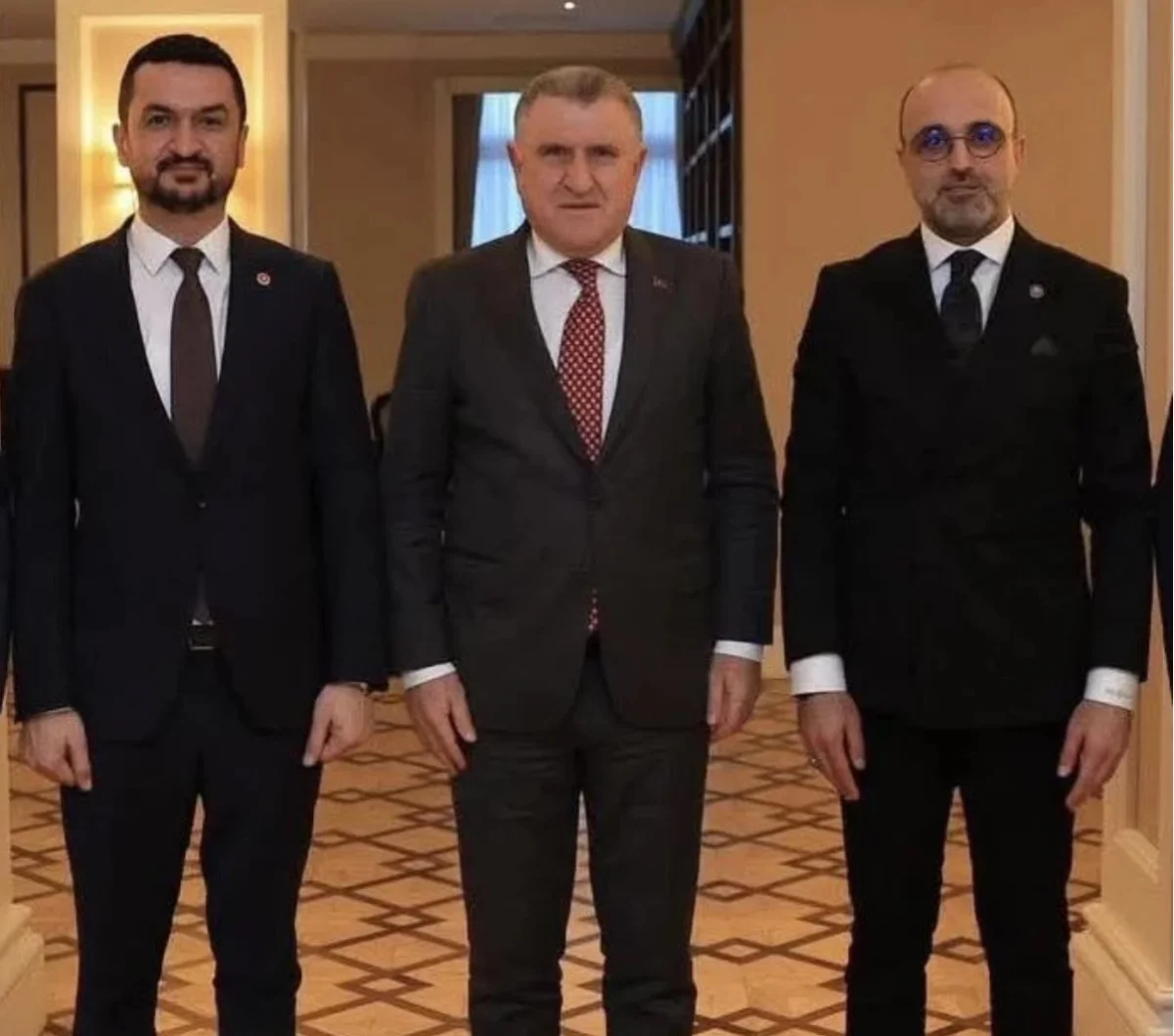 Burdur Köylerine Modern Spor Tesisleri: 30 Köyde Halı Saha Yatırımı Başlıyor