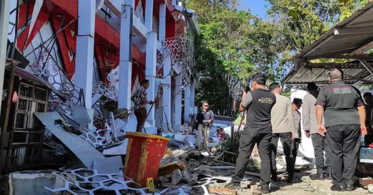 Endonezya’da Dehşet Anları: 7.4’lük Deprem Can Aldı, Tsunami Uyarısı Kaldırıldı