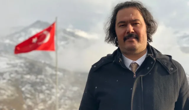 Prof. Dr. Kamer'den aile ve sosyal medya ilişkisine dair önemli açıklamalar