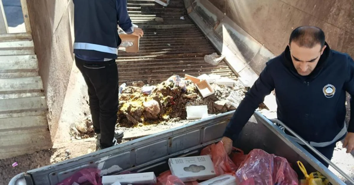 Hakkari’de Halk Sağlığı Tehlikeye Atıldı: 500 Kg Bozuk Gıda Toplatılarak İmha Edildi