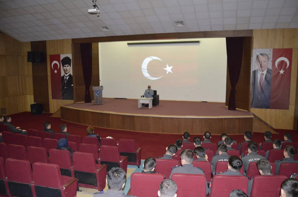 Kırıkkale’de Polis Adaylarına Motivasyon ve Farkındalık Konferansı: ‘Görmem İçin Sen Varsın’