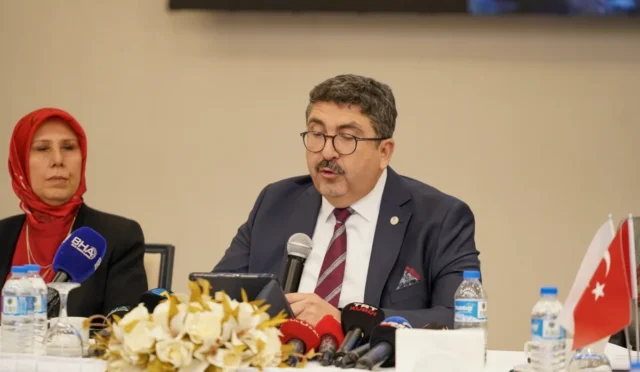 HUDER Genel Başkanı Av. Hasan Oymak, İsrail'in Filistinlilere yönelik idam yasasına tepki gösterdi.