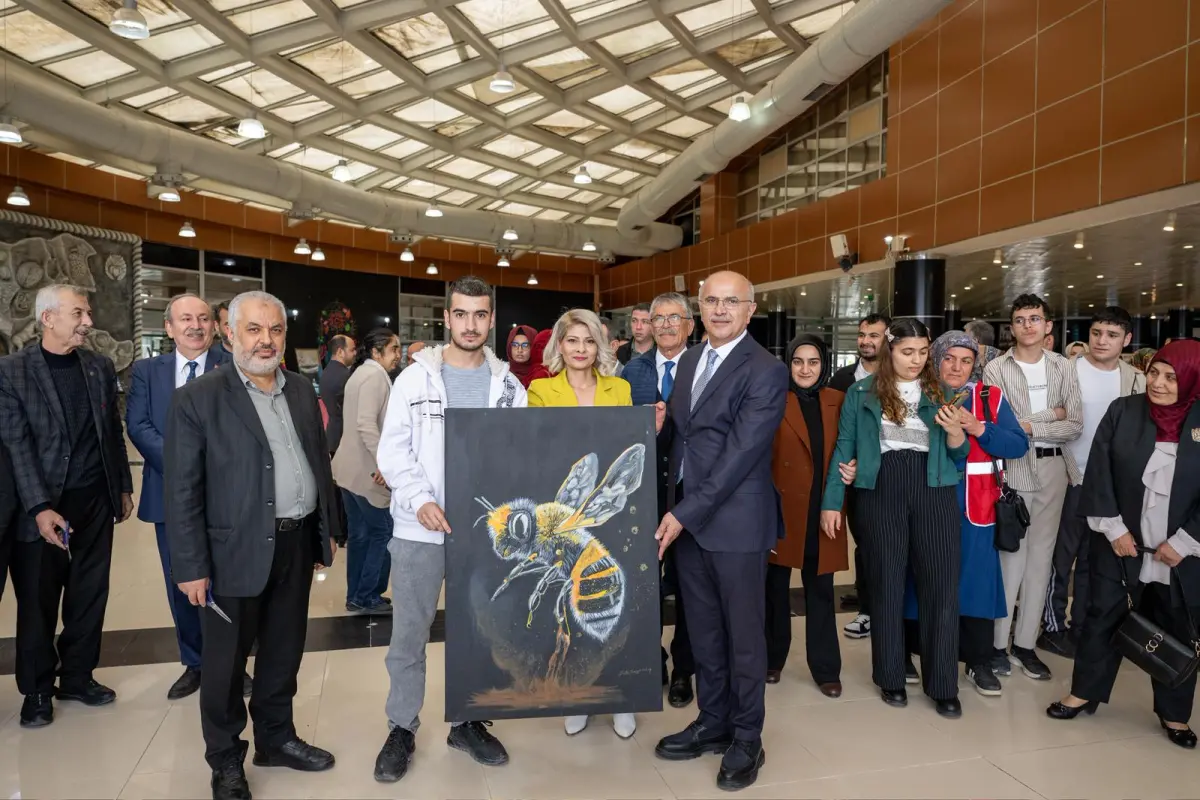 Malatya’da Otizm Farkındalık Haftası’na Özel Resim Sergisi: “Engelsiz Bir Malatya” Hedefi