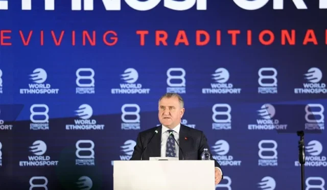 Bakan Osman Aşkın Bak, 8. Etnospor Forumu'nda geleneksel sporların kültürel miras ve barış üzerindeki önemini vurguladı.