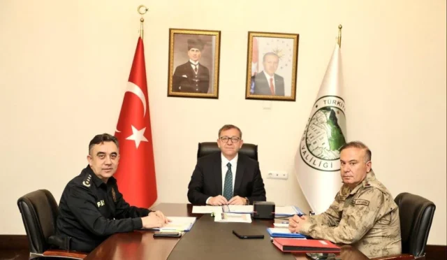 Kars'ta VKS üzerinden güvenlik ve asayiş toplantısı yapıldı