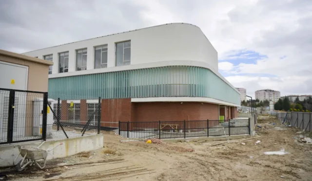 Ankara Büyükşehir Belediyesi'nin kadın istihdamını desteklemek amacıyla açtığı yeni BELMEK kurs merkezleri