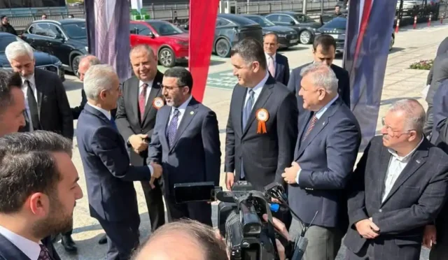 Karayolları 76. Bölge Müdürleri Toplantısı'nda 2026 hedefleri ele alındı.