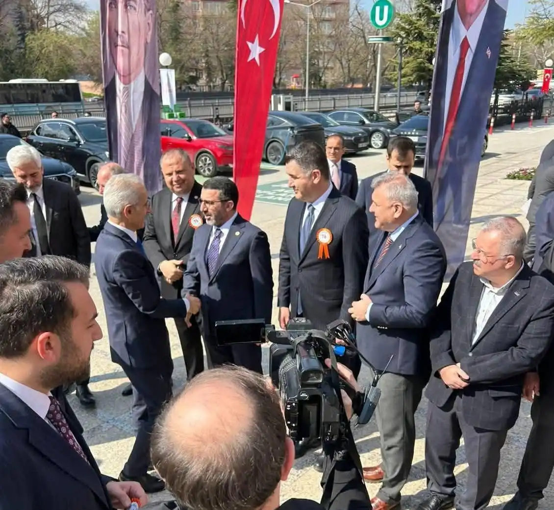 Karayolları’ndan Kritik Toplantı: 76. Bölge Müdürleri Buluştu, 2026 Hedefleri Şekillendi