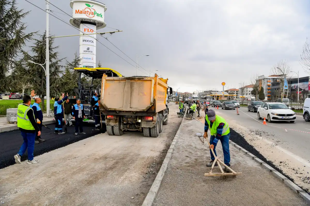 Malatya Çevre Yolu Yan Yolları Yenileniyor: Kışın Ardından Asfalt Çalışmaları Başladı