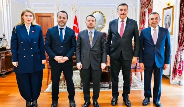 Malatya tarımsal kalkınma ve kentsel dönüşüm projeleri Ankara'da ele alındı