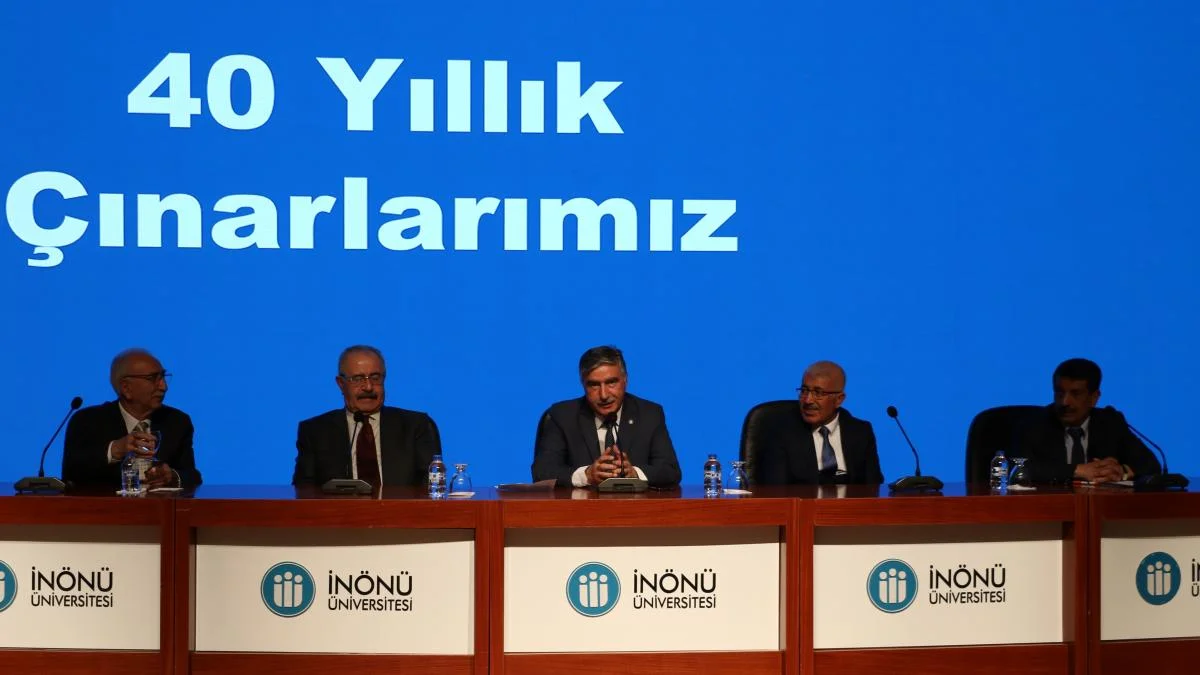 40 Yıllık Tecrübe: İnönü Üniversitesi’nin Dünü, Bugünü ve Yarını ’40 Yıllık Çınarlar’ Paneliyle Anlatıldı