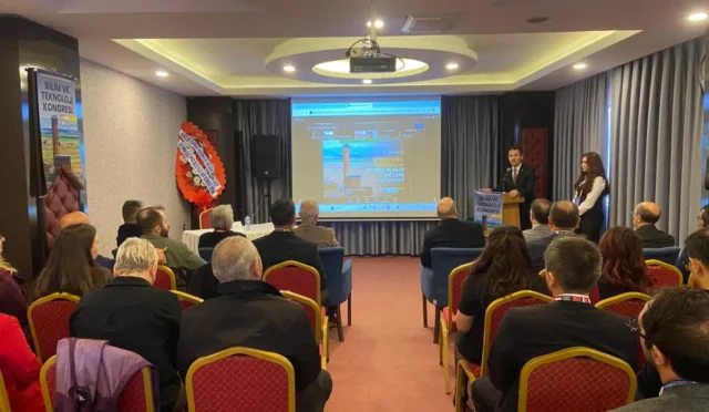 Kars'ta düzenlenen Uluslararası Bilim ve Teknoloji Kongresi'nden genel görünüm