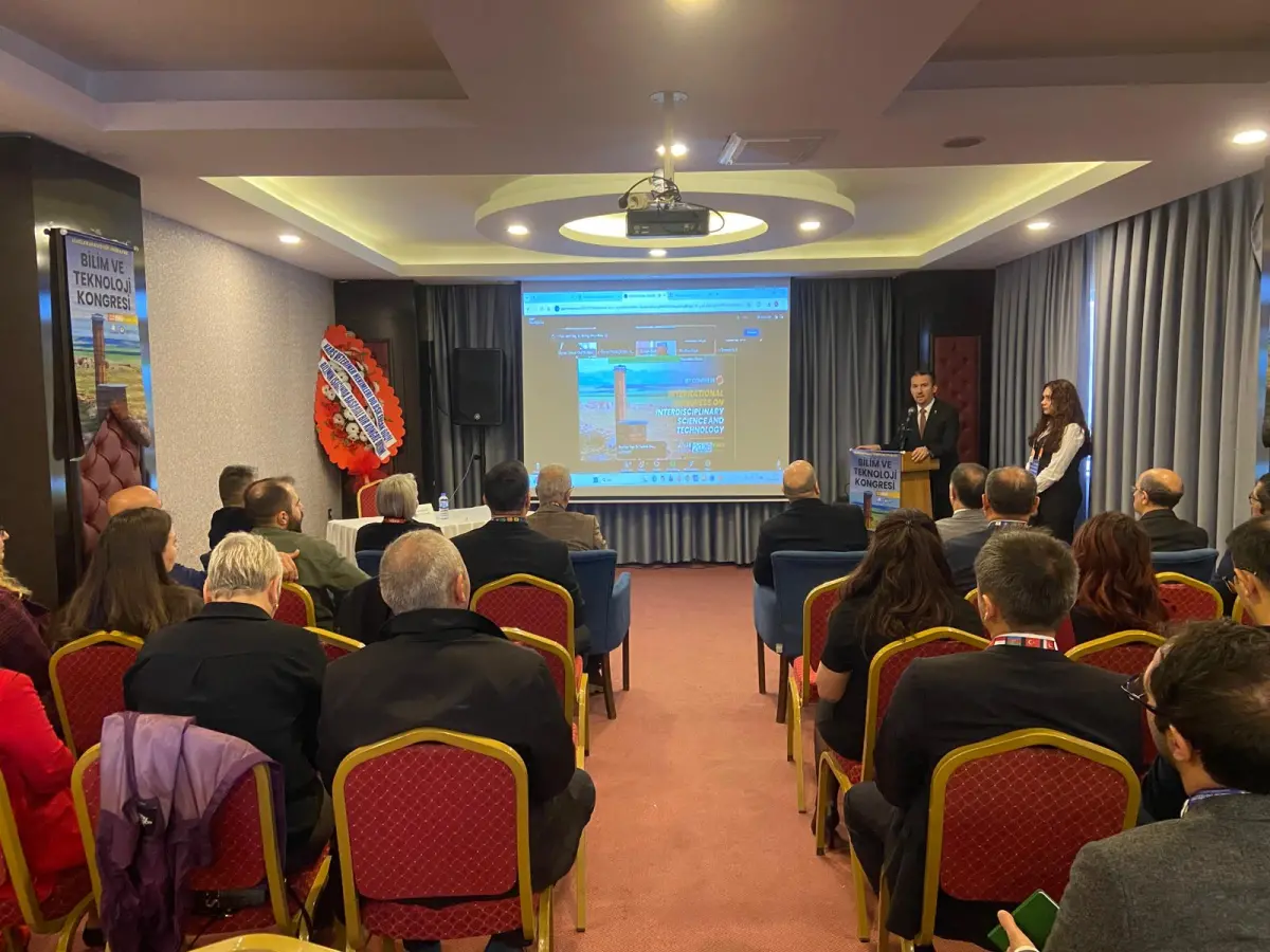 Kars’ta Bilim ve Teknoloji Kongresi Tamamlandı: 33 Ülkeden Akademisyenler Buluştu, HEKİM Projesi Öne Çıktı