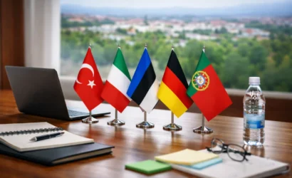 Çocuklar oyun oynarken şiddetsiz iletişim tekniklerini öğreniyorlar