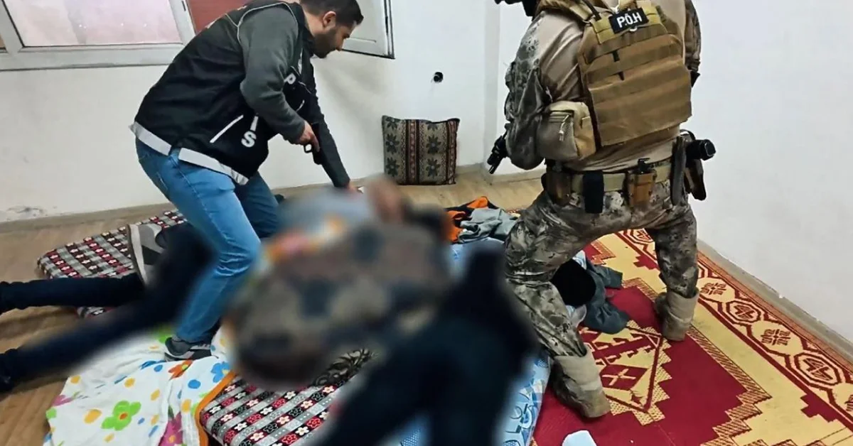 Türkiye Genelinde Nefes Kesen Narkotik Operasyonu: Tonlarca Uyuşturucu ve Milyonlarca Hap Ele Geçirildi