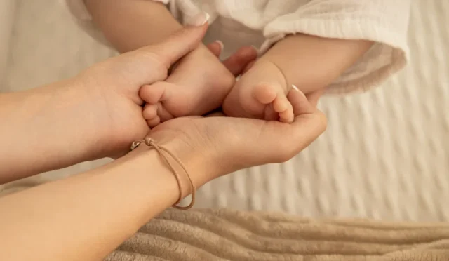 ABD'de doğum oranları 2025'te tarihi bir düşüş yaşadı.