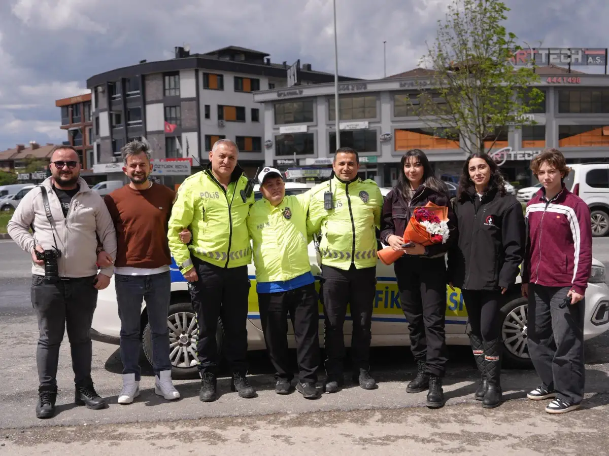 Polis Haftası’nda Duygusal Anlar: Düzce Polisinin Merhameti Göz Doldurdu