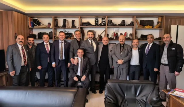 Ankara Kent Konseyi ve Ayakkabıcılar Odası yetkilileri bir araya geldi