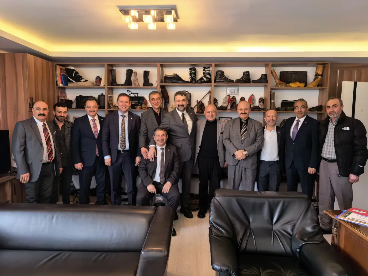 Kent Konseyi’nden Ayakkabıcılar Odası’na Ziyaret: Sektörün Geleceği Masaya Yatırıldı